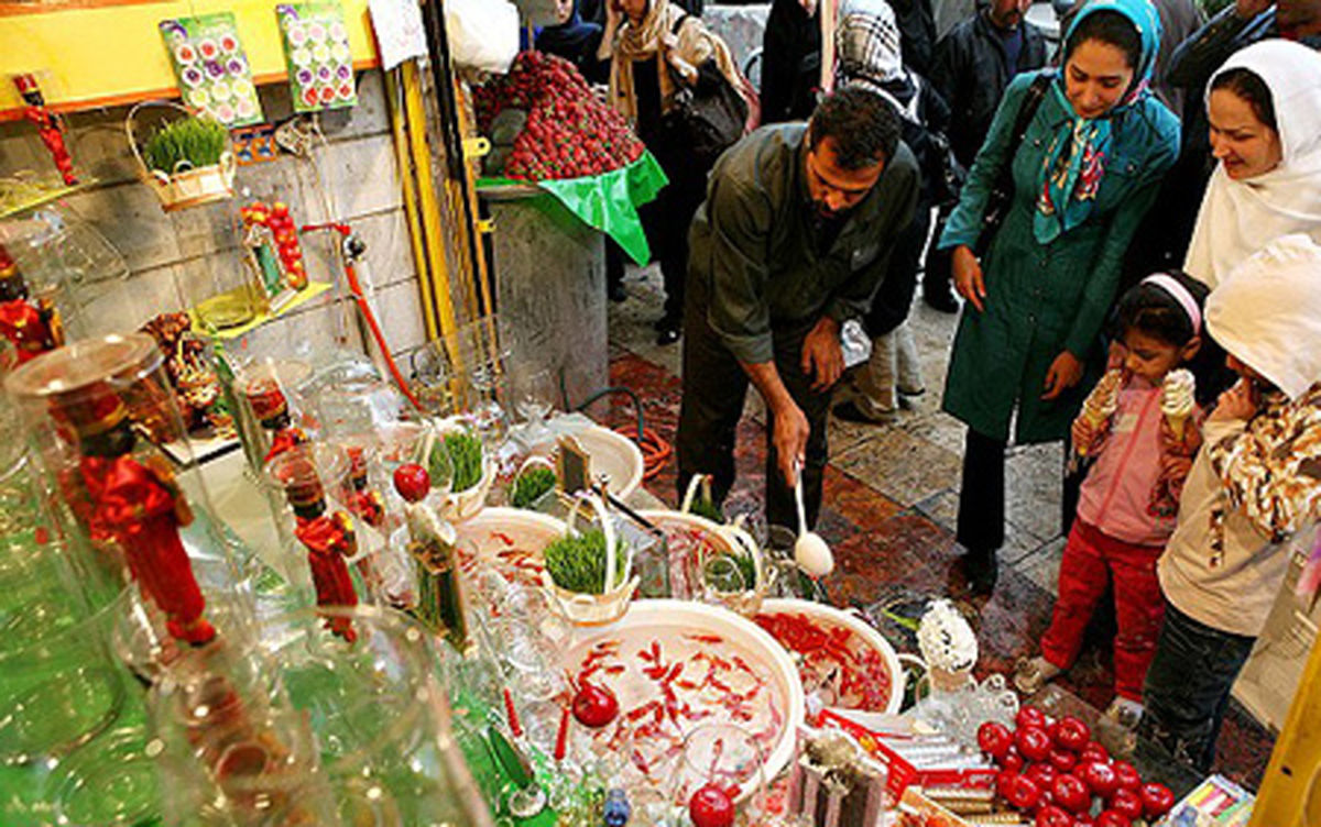 بازار شب عید چیده شد